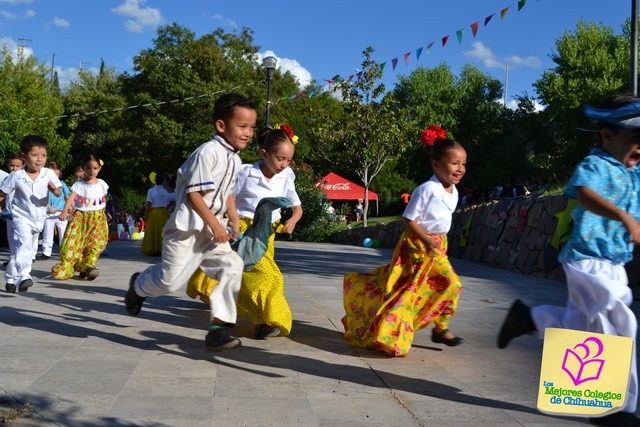 Tarde Mexicana. Colegio Dozal Bilingüe.