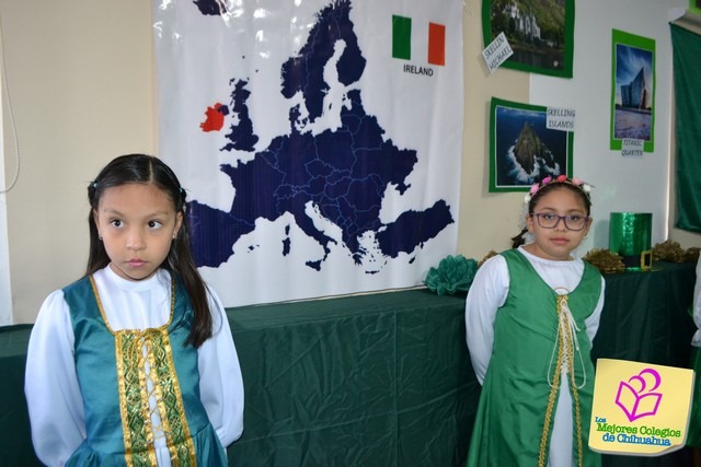 Muestra gastronómica y altares. Colegio Bilingüe RUDYARD KIPLING.