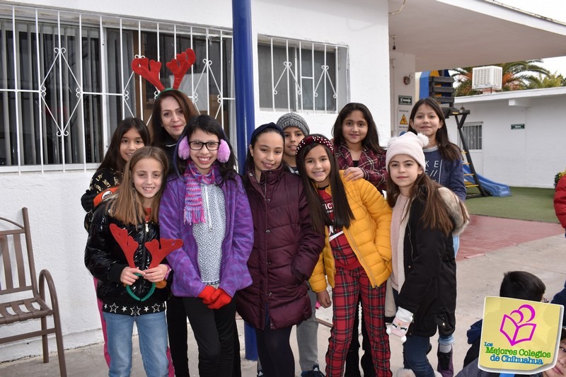 gorra cajón melocotón Santa visita a los niños del Colegio Kipling - Los Mejores Colegios de  Chihuahua